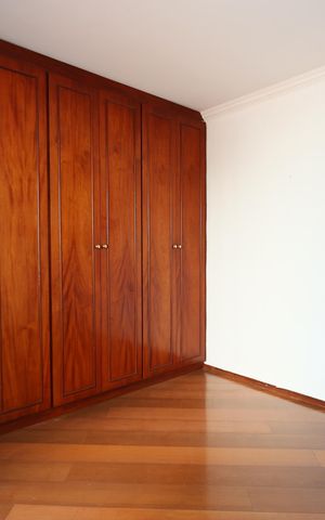 Casa à venda com 151m², 3 quartos e 2 vagas Casa à venda com 151m², 3 quartos e 2 vagassuíte