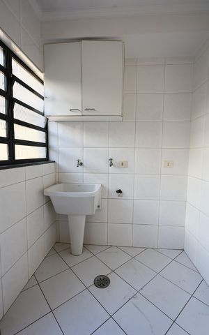 Casa à venda com 151m², 3 quartos e 2 vagas Casa à venda com 151m², 3 quartos e 2 vagasÁrea de Serviço
