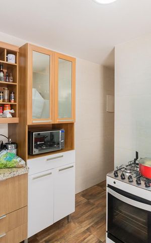 Apartamento para alugar com 60m², 2 quartos e sem vagaCozinha e Área de Serviço