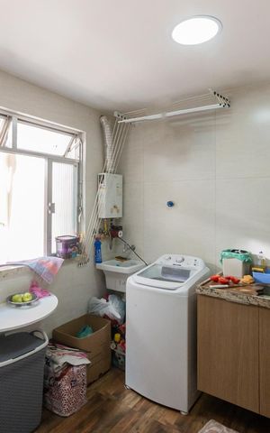 Apartamento para alugar com 60m², 2 quartos e sem vagaCozinha e Área de Serviço