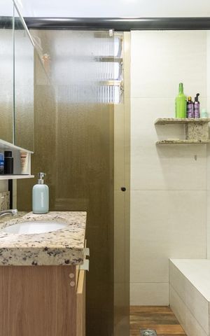 Apartamento para alugar com 60m², 2 quartos e sem vagaBanheiro
