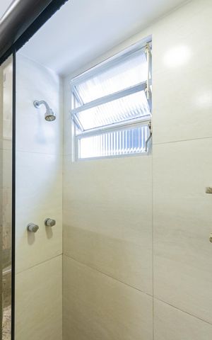 Apartamento para alugar com 60m², 2 quartos e sem vagaBanheiro
