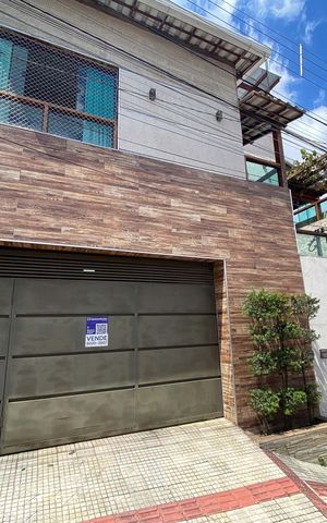 Casa à venda com 160m², 3 quartos e 2 vagas Casa à venda com 160m², 3 quartos e 2 vagasplaquinha instalada TIKP-186