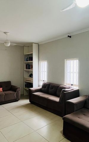 Casa à venda com 290m², 4 quartos e 5 vagas