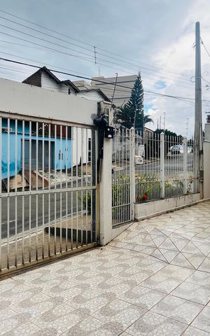 Casa à venda com 290m², 4 quartos e 5 vagas