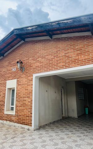 Casa à venda com 290m², 4 quartos e 5 vagas