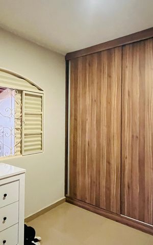 Casa à venda com 290m², 4 quartos e 5 vagas