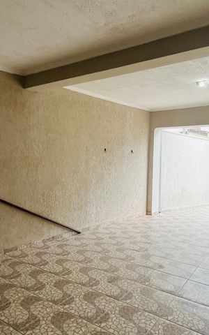 Casa à venda com 290m², 4 quartos e 5 vagas