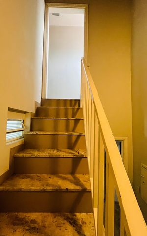 Casa à venda com 290m², 4 quartos e 5 vagas