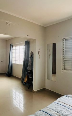 Casa à venda com 290m², 4 quartos e 5 vagas