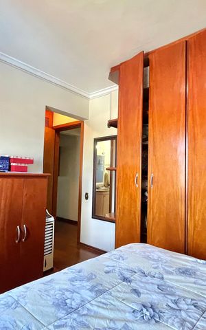 Apartamento à venda com 180m², 3 quartos e 2 vagas Apartamento à venda com 180m², 3 quartos e 2 vagasSuite 2