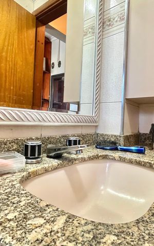 Apartamento à venda com 180m², 3 quartos e 2 vagas Apartamento à venda com 180m², 3 quartos e 2 vagasBanheiro da Suíte 2