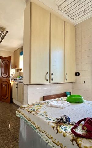 Apartamento à venda com 180m², 3 quartos e 2 vagas Apartamento à venda com 180m², 3 quartos e 2 vagasÁrea de Serviço