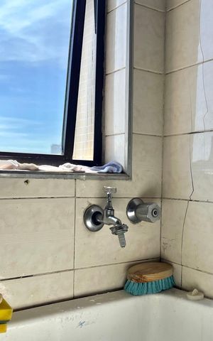 Apartamento à venda com 180m², 3 quartos e 2 vagas Apartamento à venda com 180m², 3 quartos e 2 vagasÁrea de Serviço