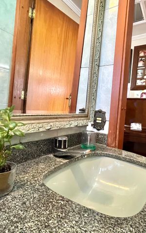 Apartamento à venda com 180m², 3 quartos e 2 vagas Apartamento à venda com 180m², 3 quartos e 2 vagasLavabo