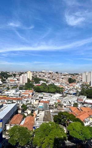 Apartamento à venda com 180m², 3 quartos e 2 vagas Apartamento à venda com 180m², 3 quartos e 2 vagasVista da Suíte 2
