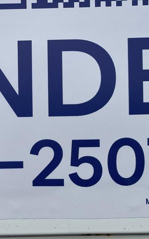 Casa à venda com 250m², 3 quartos e 2 vagas Casa à venda com 250m², 3 quartos e 2 vagasMZYE-375