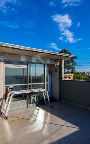 Casa à venda com 164m², 3 quartos e 3 vagas Casa à venda com 164m², 3 quartos e 3 vagasÁrea externa