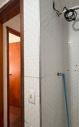 Apartamento à venda com 56m², 2 quartos e 1 vaga Apartamento à venda com 56m², 2 quartos e 1 vagaBanheiro