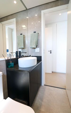 Apartamento à venda com 65m², 2 quartos e 1 vaga Apartamento à venda com 65m², 2 quartos e 1 vagaBanheiro da Suíte