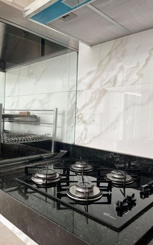 Casa de condomínio para alugar com 200m², 3 quartos e 4 vagas