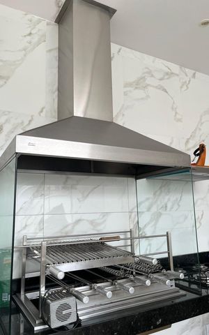 Casa de condomínio para alugar com 200m², 3 quartos e 4 vagas