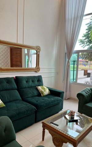 Casa de condomínio para alugar com 200m², 3 quartos e 4 vagas