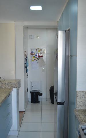 Apartamento à venda com 102m², 3 quartos e 2 vagasCozinha
