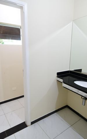 Casa para alugar com 326m², 3 quartos e 3 vagasLavabo