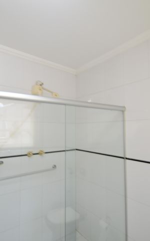 Casa para alugar com 326m², 3 quartos e 3 vagasBanheiro Social
