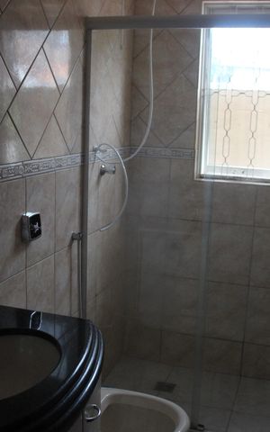 Casa à venda com 240m², 4 quartos e 2 vagasBanheiro do Corredor 