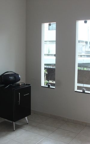Casa à venda com 240m², 4 quartos e 2 vagasSala 