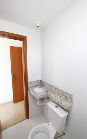 Apartamento à venda com 59m², 2 quartos e 2 vagasBanheiro da Suíte