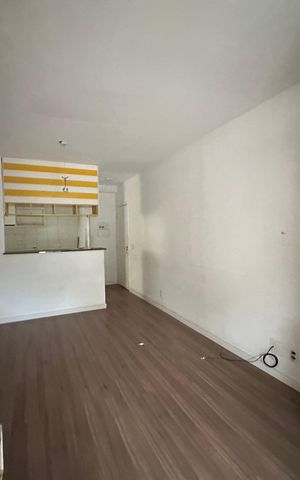 Apartamento para alugar com 80m², 3 quartos e 2 vagas Apartamento para alugar com 80m², 3 quartos e 2 vagasSala