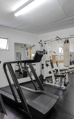 Apartamento para alugar com 35m², 1 quarto e 1 vaga Apartamento para alugar com 35m², 1 quarto e 1 vagaÁrea comum - Academia