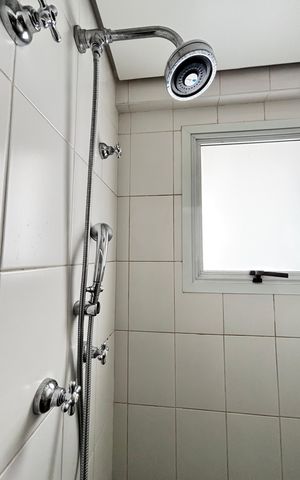 Apartamento para alugar com 212m², 4 quartos e 4 vagas Apartamento para alugar com 212m², 4 quartos e 4 vagasBanheiro da Suíte 3