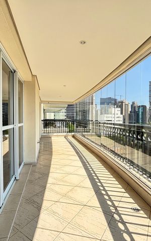 Apartamento para alugar com 212m², 4 quartos e 4 vagas Apartamento para alugar com 212m², 4 quartos e 4 vagasVaranda da Sala