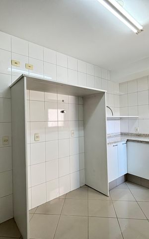 Apartamento para alugar com 212m², 4 quartos e 4 vagas Apartamento para alugar com 212m², 4 quartos e 4 vagasCozinha