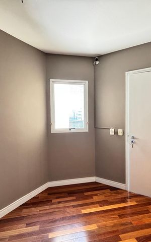 Apartamento para alugar com 212m², 4 quartos e 4 vagas Apartamento para alugar com 212m², 4 quartos e 4 vagasCopa