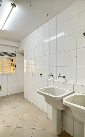 Apartamento para alugar com 212m², 4 quartos e 4 vagas Apartamento para alugar com 212m², 4 quartos e 4 vagasÁrea de Serviço