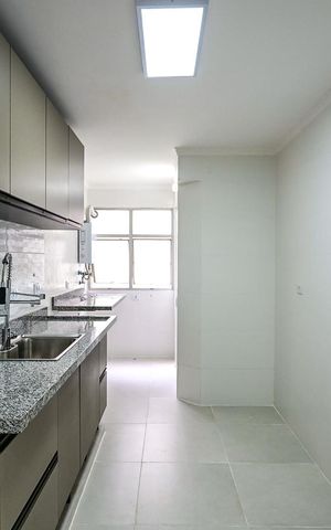 Apartamento para alugar com 70m², 2 quartos e 2 vagasCozinha