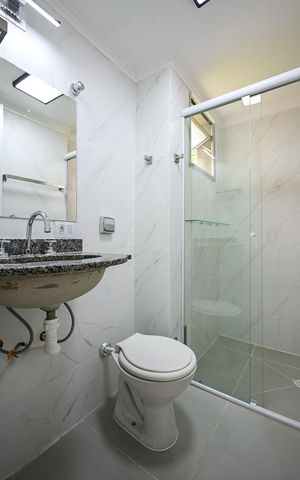 Apartamento para alugar com 70m², 2 quartos e 2 vagasBanheiro