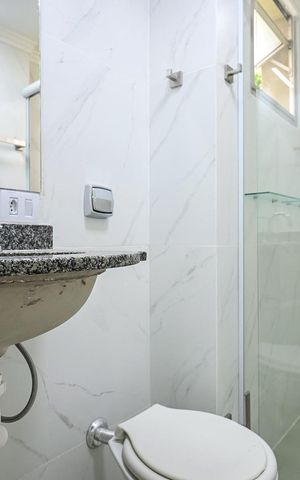 Apartamento para alugar com 70m², 2 quartos e 2 vagasBanheiro