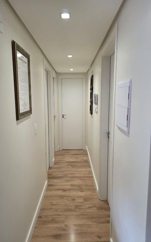 Apartamento à venda com 96m², 3 quartos e 2 vagas Apartamento à venda com 96m², 3 quartos e 2 vagasCorredor