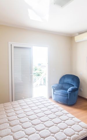 Casa de condomínio à venda com 600m², 4 quartos e 9 vagas Casa de condomínio à venda com 600m², 4 quartos e 9 vagasSuíte 2