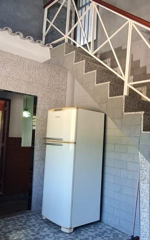 Casa à venda com 200m², 4 quartos e 1 vaga Casa à venda com 200m², 4 quartos e 1 vagaÁrea externa