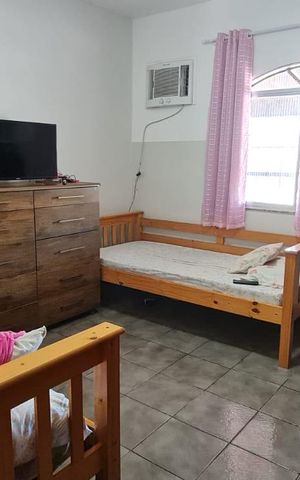 Casa à venda com 200m², 4 quartos e 1 vaga Casa à venda com 200m², 4 quartos e 1 vagaQuarto
