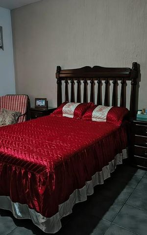 Casa à venda com 200m², 4 quartos e 1 vaga Casa à venda com 200m², 4 quartos e 1 vagaQuarto
