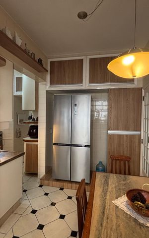 Apartamento à venda com 128m², 2 quartos e 1 vaga Apartamento à venda com 128m², 2 quartos e 1 vagaCozinha
