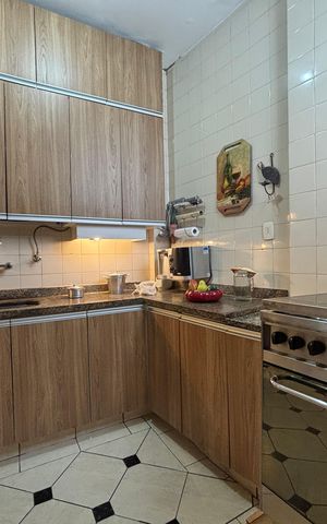 Apartamento à venda com 128m², 2 quartos e 1 vaga Apartamento à venda com 128m², 2 quartos e 1 vagaCozinha